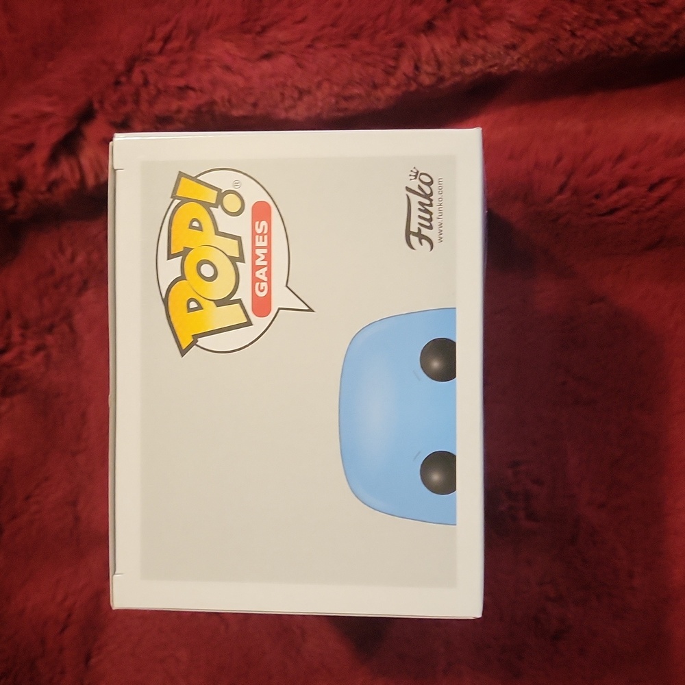 Funko Pop Squirtle Autographed by Eric Stuart voice actor for Squirtle. - Picture 6 of 6